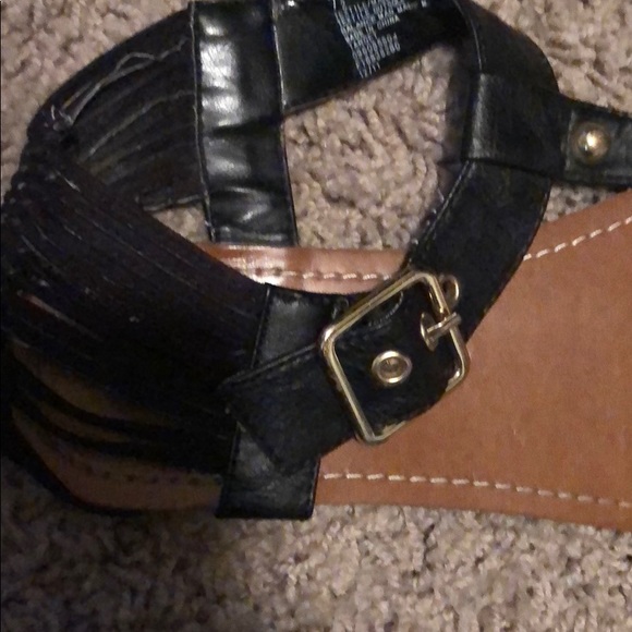 Black sandals. Mossimo - Picture 3 of 4